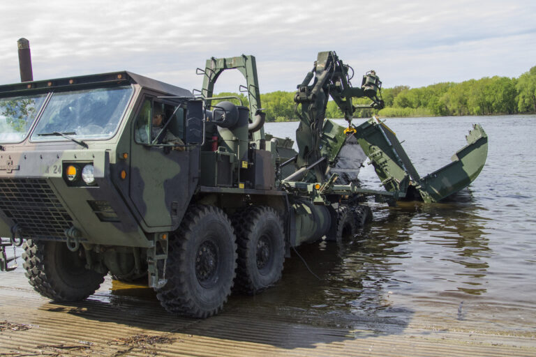Oshkosh Defense Common Bridge Transporter (CBT)