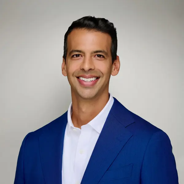Juan Arreaza Headshot